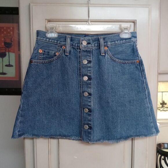 Levi's Button Front Mini Skirt - Picture 4 of 12